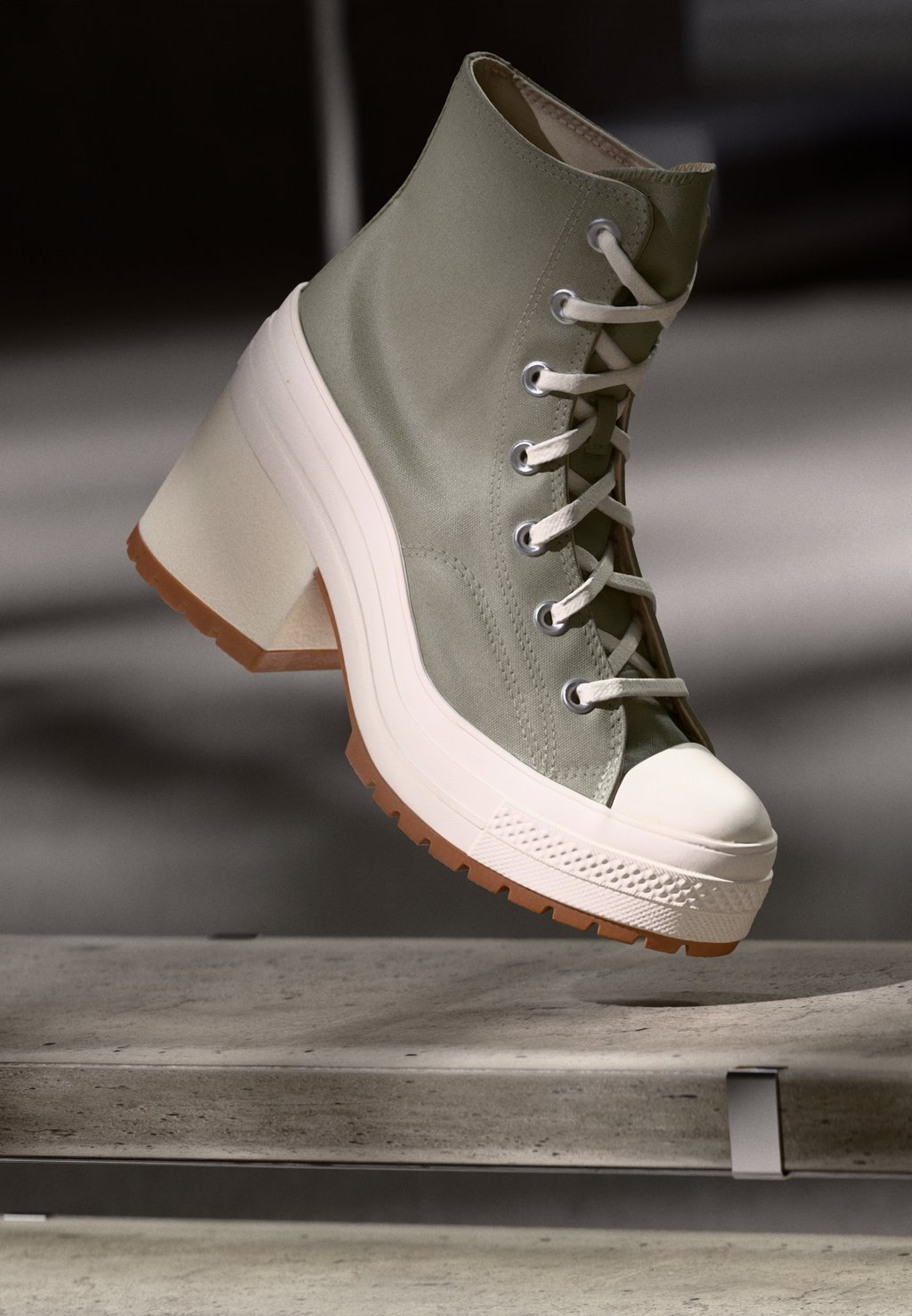 Высокие кроссовки CHUCK 70 DE LUXE HEEL Converse, хаки