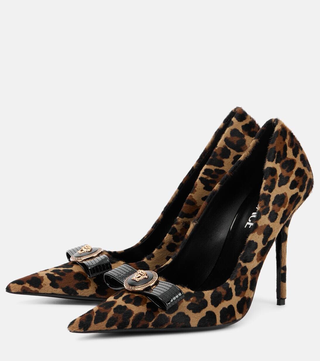 Туфли-лодочки La Medusa из телячьей шерсти с анималистичным принтом Versace, цвет brown+black versace gold — фото 4