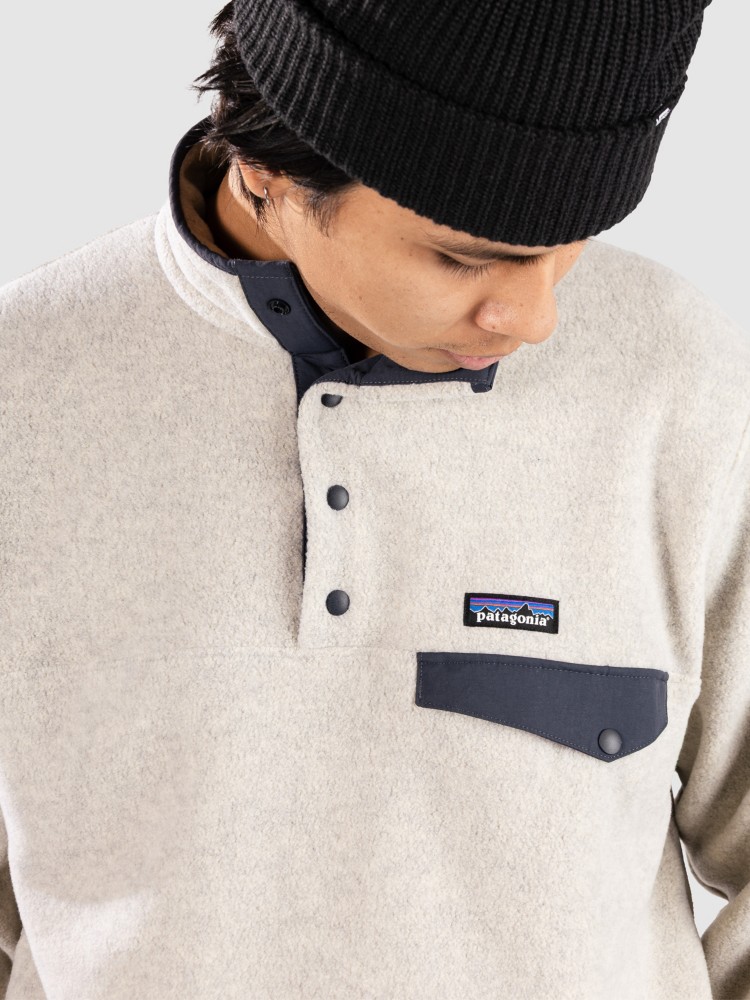 Флисовый пуловер Patagonia LW Synch Snap-T Half-Zip Fleece Pullover, oatmeal htr w/smlder bl — фото 4