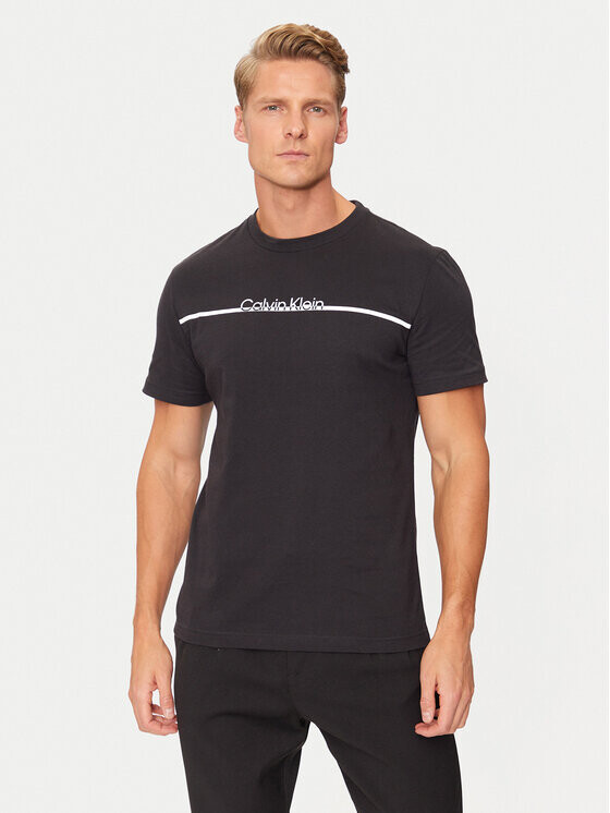 

Футболка стандартного кроя Calvin Klein, черный