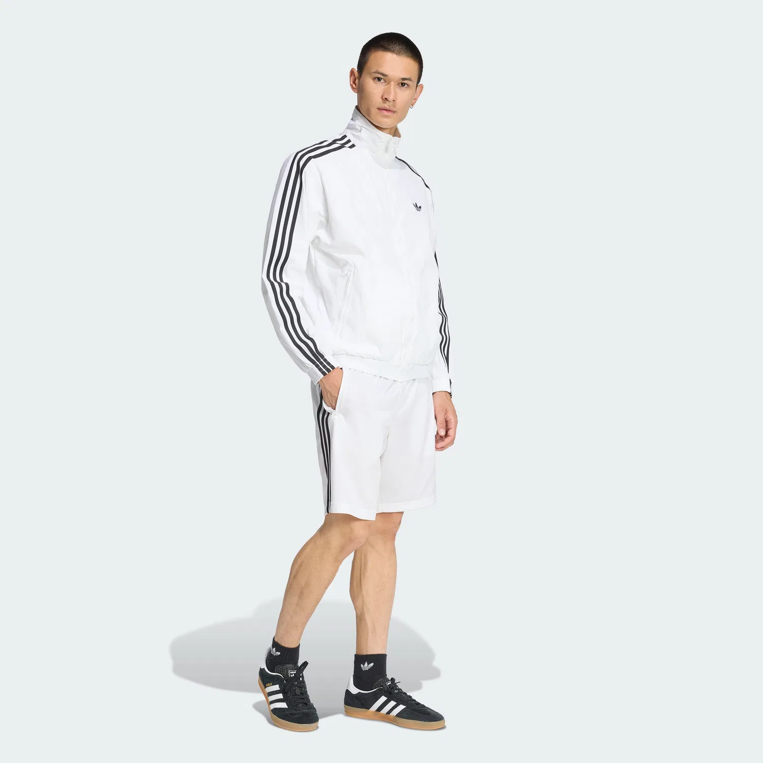 Мужские белые шорты Firebird от Adidas — фото 3