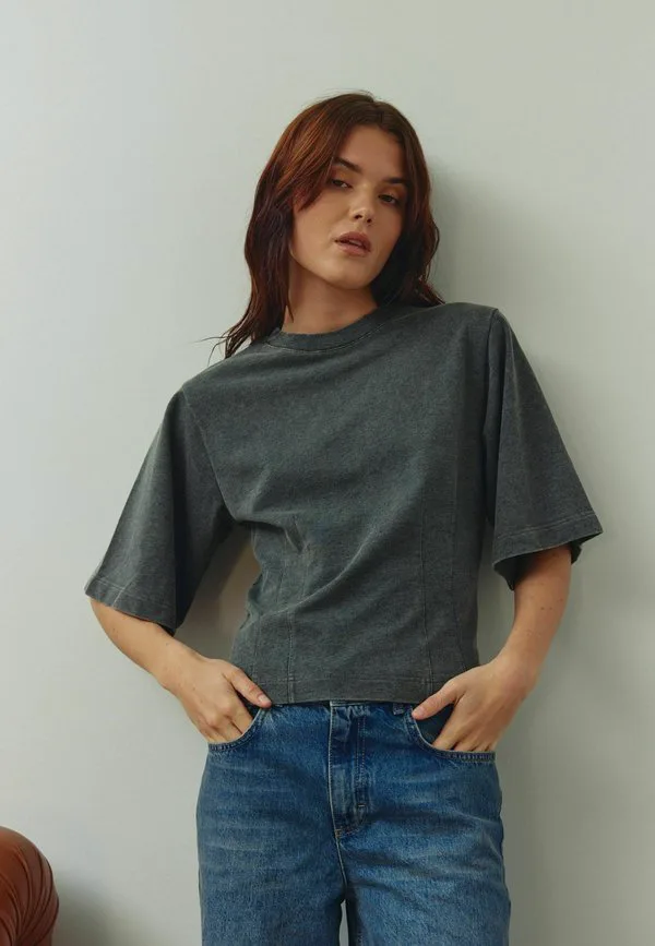 

Базовая футболка marigold Noella, Grey Wash, Серый, Базовая футболка marigold Noella, Grey Wash