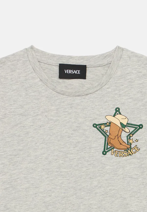 Футболка унисекс с логотипом шерифа в стиле вестерн Versace, Grigio Melange — фото 3