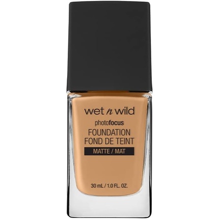 

Матовая основа Wet 'n' Wild Photo Focus Foundation Матовая основа с высокой степенью покрытия и светорегулирующим комплексом с матовым финишем Vegan Desert Beige