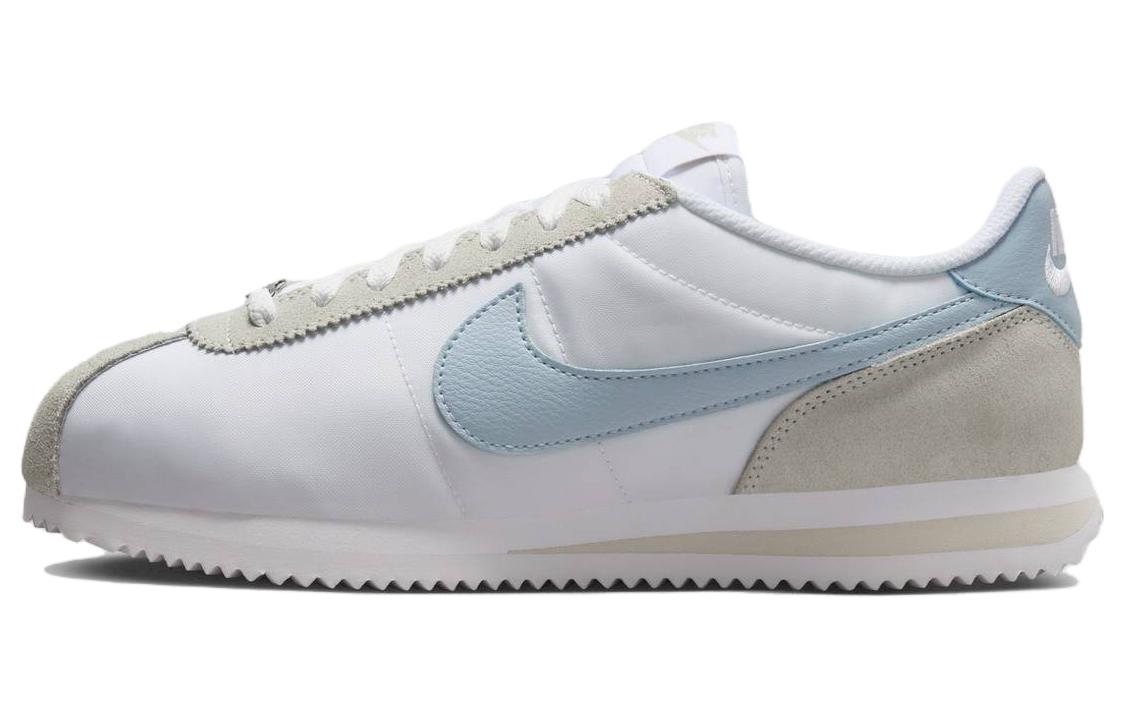 

Nike Кроссовки Cortez Textile белые светло-ореховые коричневые Summit белые светло-голубые Armory Blue женские бежево-голубые, цвет White Beige Blue