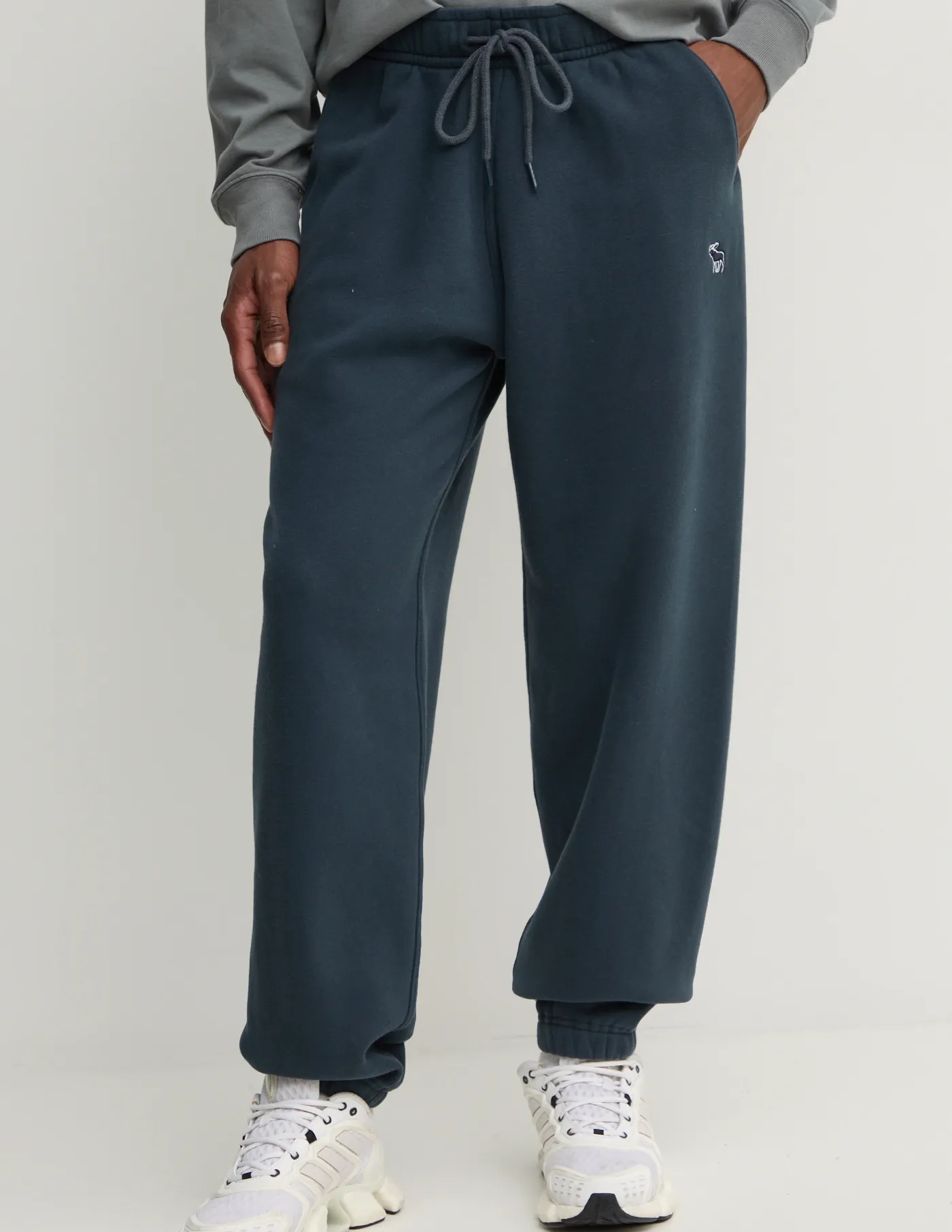 

Спортивные штаны Abercrombie & Fitch, синий