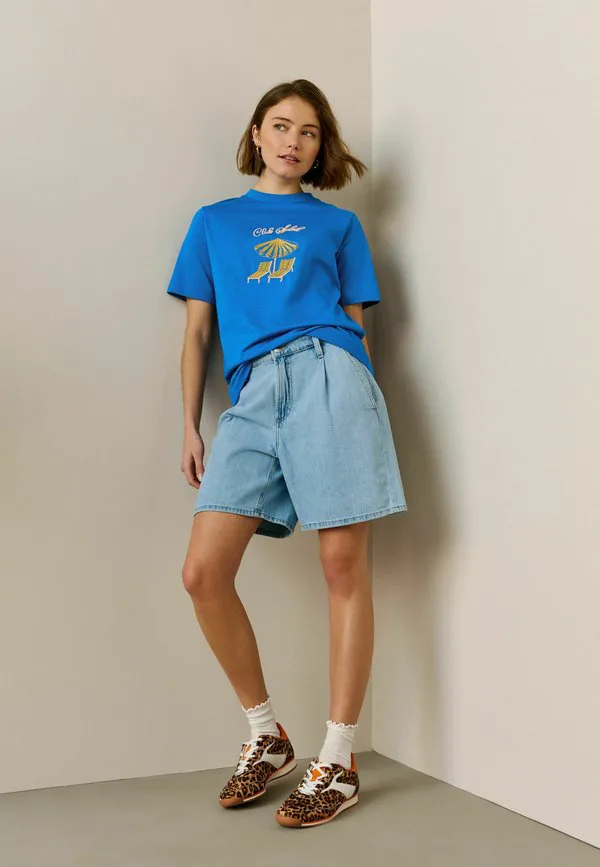 Комплект из 3 футболок стандартного кроя из плотной ткани. Next, Blue Orange White Graphic