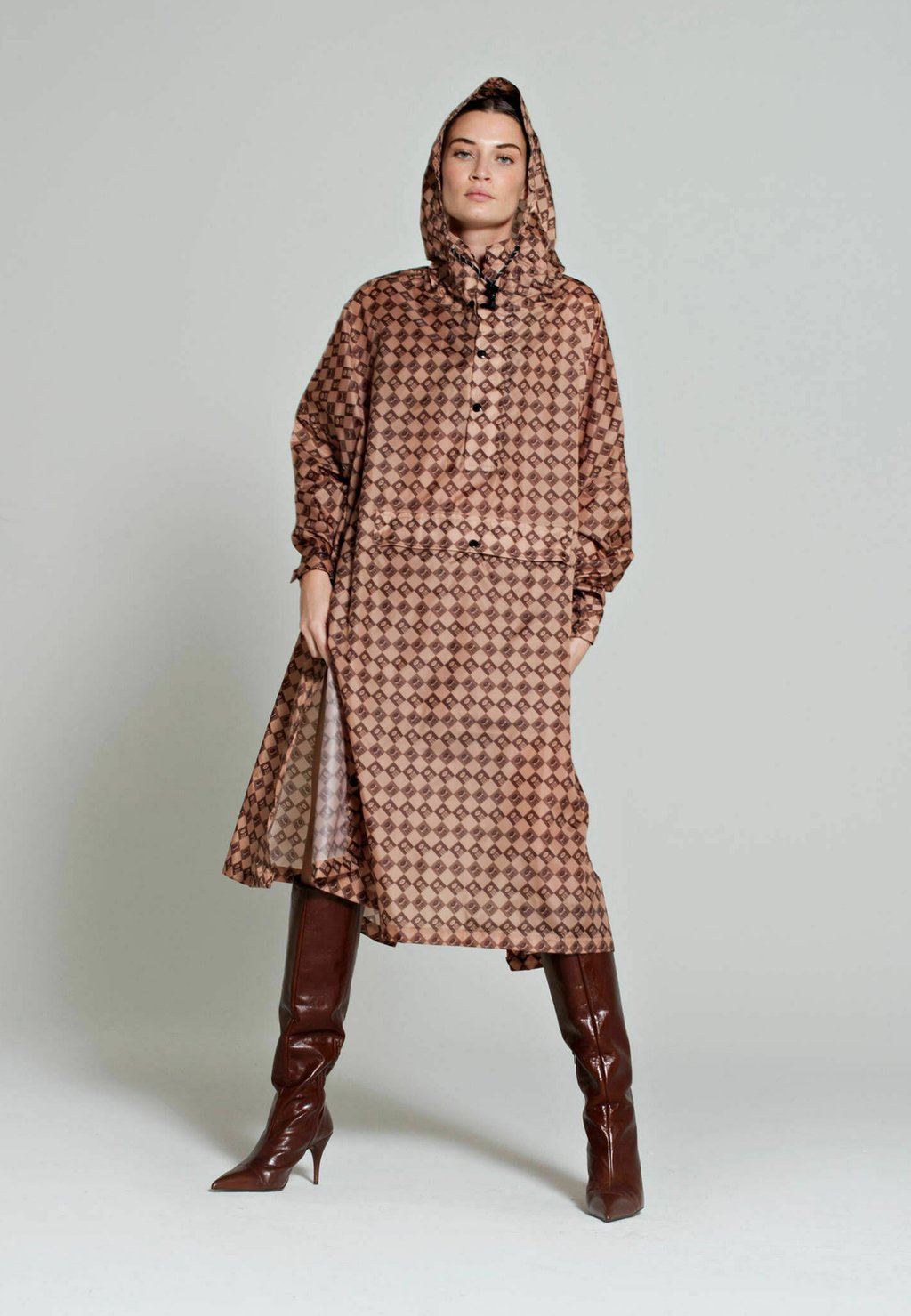 

Водонепроницаемая куртка DAMIER - Parka RAINKISS, коричневый
