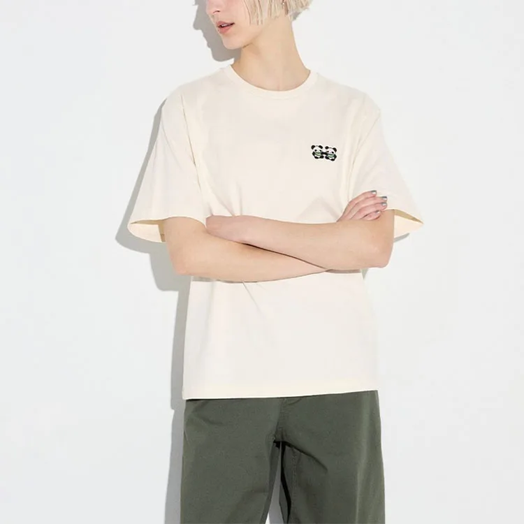 UNIQLO Футболка POP MART Bubble Mart женская, цвет ivory, круглый вырез, прямой крой — фото 4