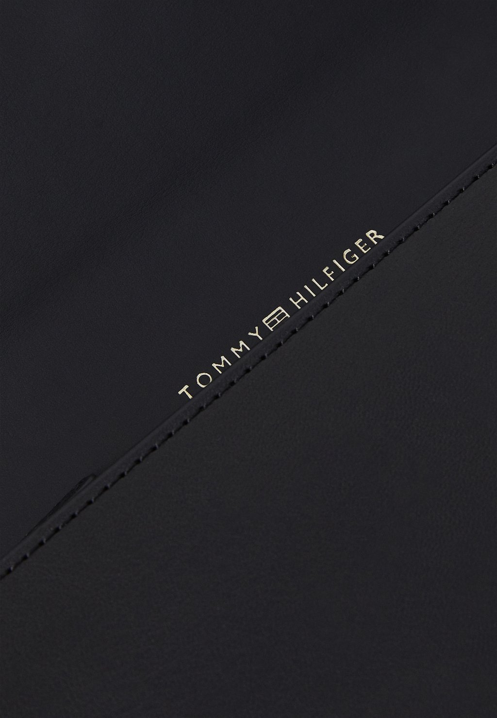 

Кошелек HERITAGE FLAP CHAIN Tommy Hilfiger, черный