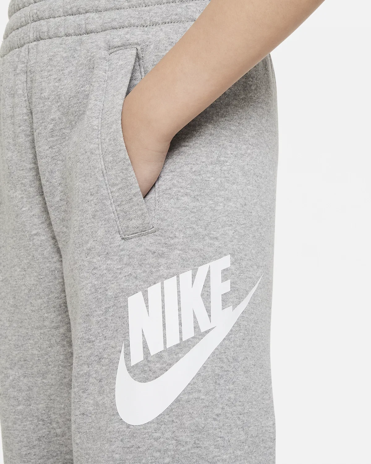 Джоггеры Nike Club Fleece для старших детей, Dark Grey Heather/Base Grey/White — фото 4