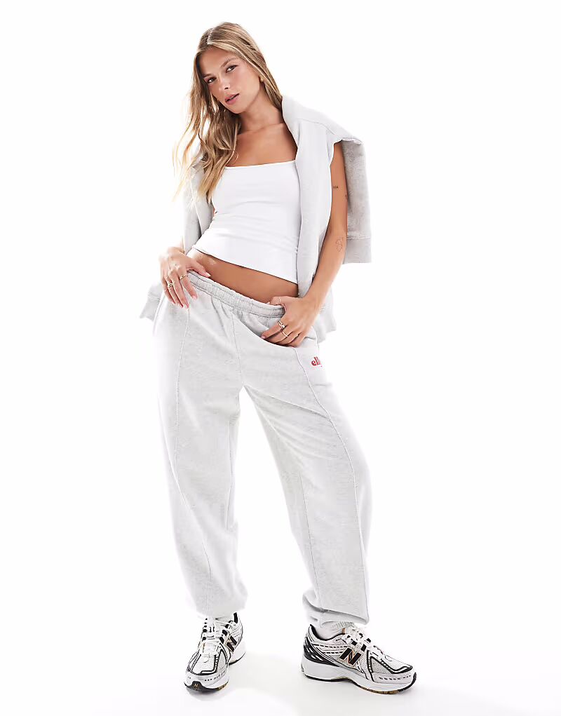 

Джоггеры Ellesse Arabica серого цвета