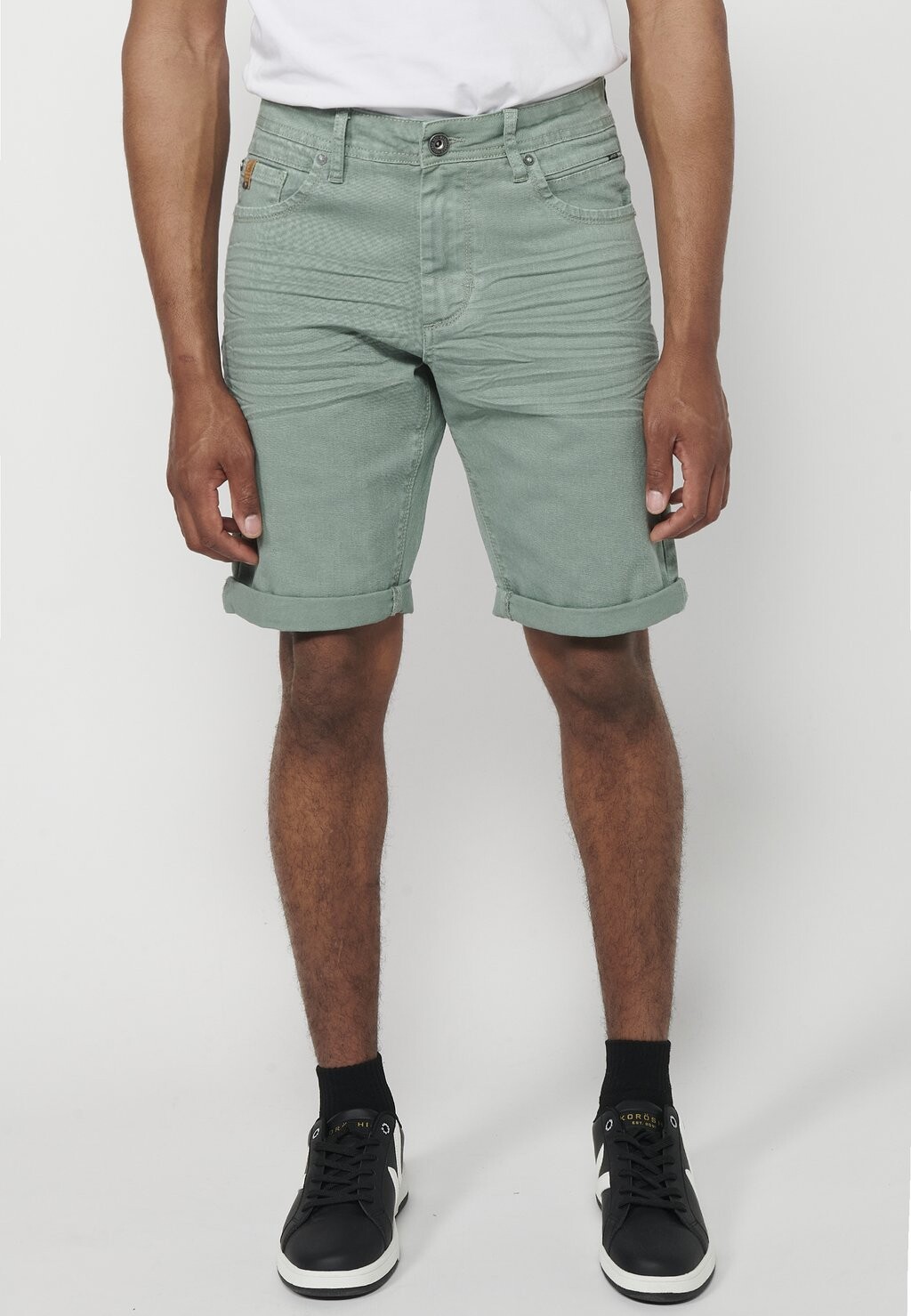 

Джинсовые шорты Regular Stretch Bermuda Colors Koroshi, зеленый Verde