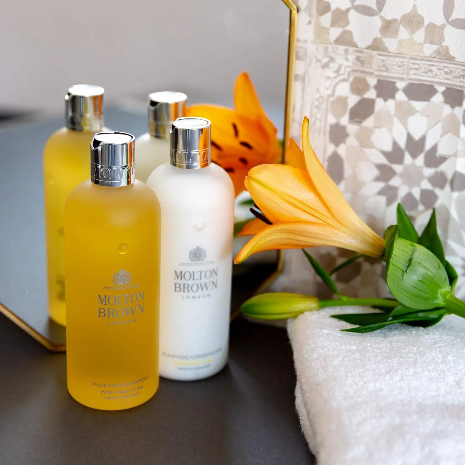 Очищающий шампунь с индийским крессом Molton Brown, 300 мл Molton Brown — фото 4