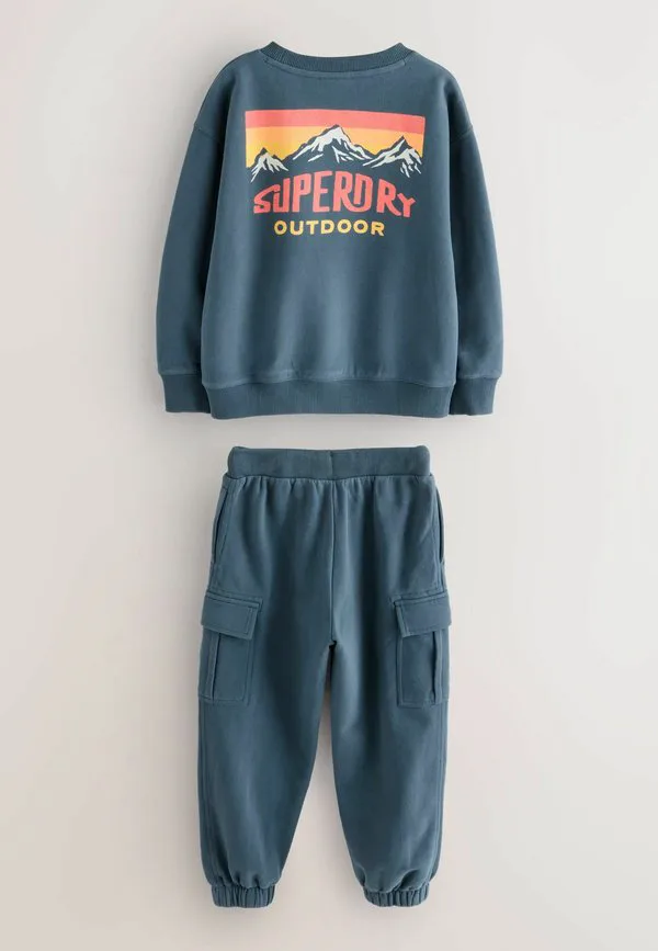 Спортивный костюм стандартного кроя Superdry & Co, Blue Red — фото 2