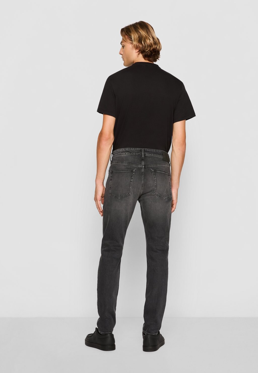 Джинсы зауженного кроя Calvin Klein Jeans, черный деним — фото 3