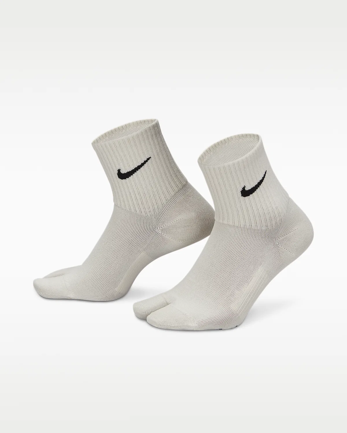 Легкие носки Nike Everyday Plus "Rift" с раздвоенным мыском, Light Bone/Black