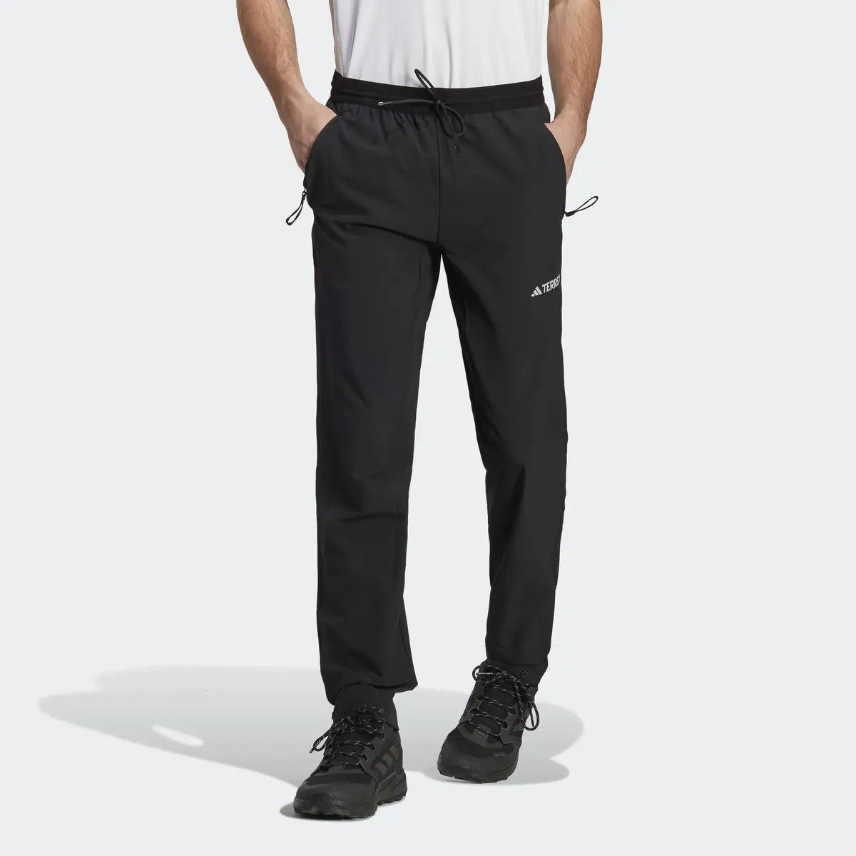 

Уличные брюки adidas TERREX "TERREX LITEFLEX HIKING PANTS " (1 шт.), черный