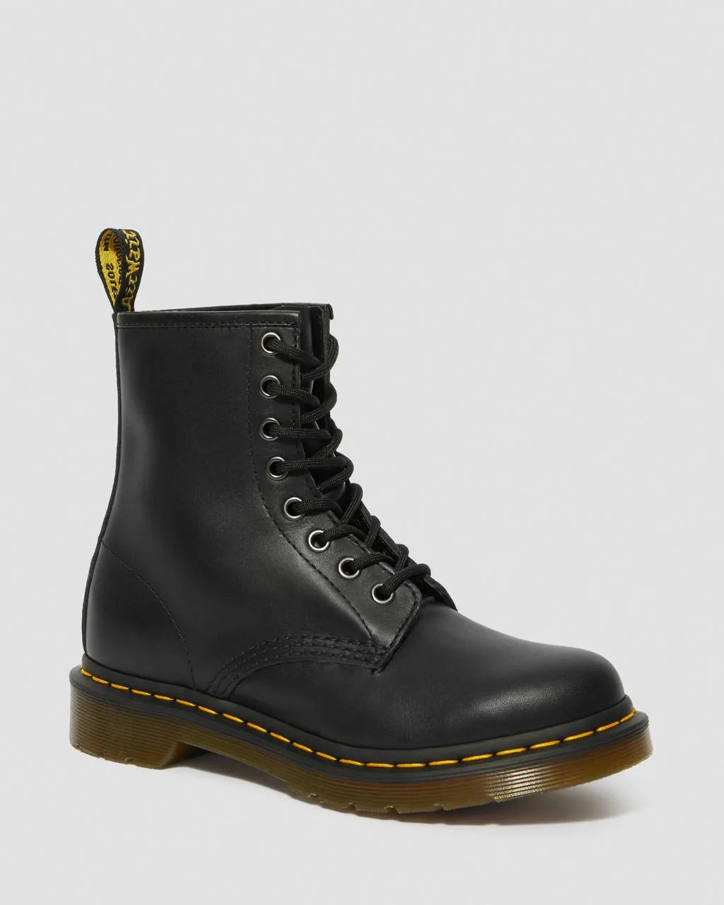 

Dr. Martens 1460 Женские ботинки из кожи наппа на шнуровке, цвет Black — Nappa Leather