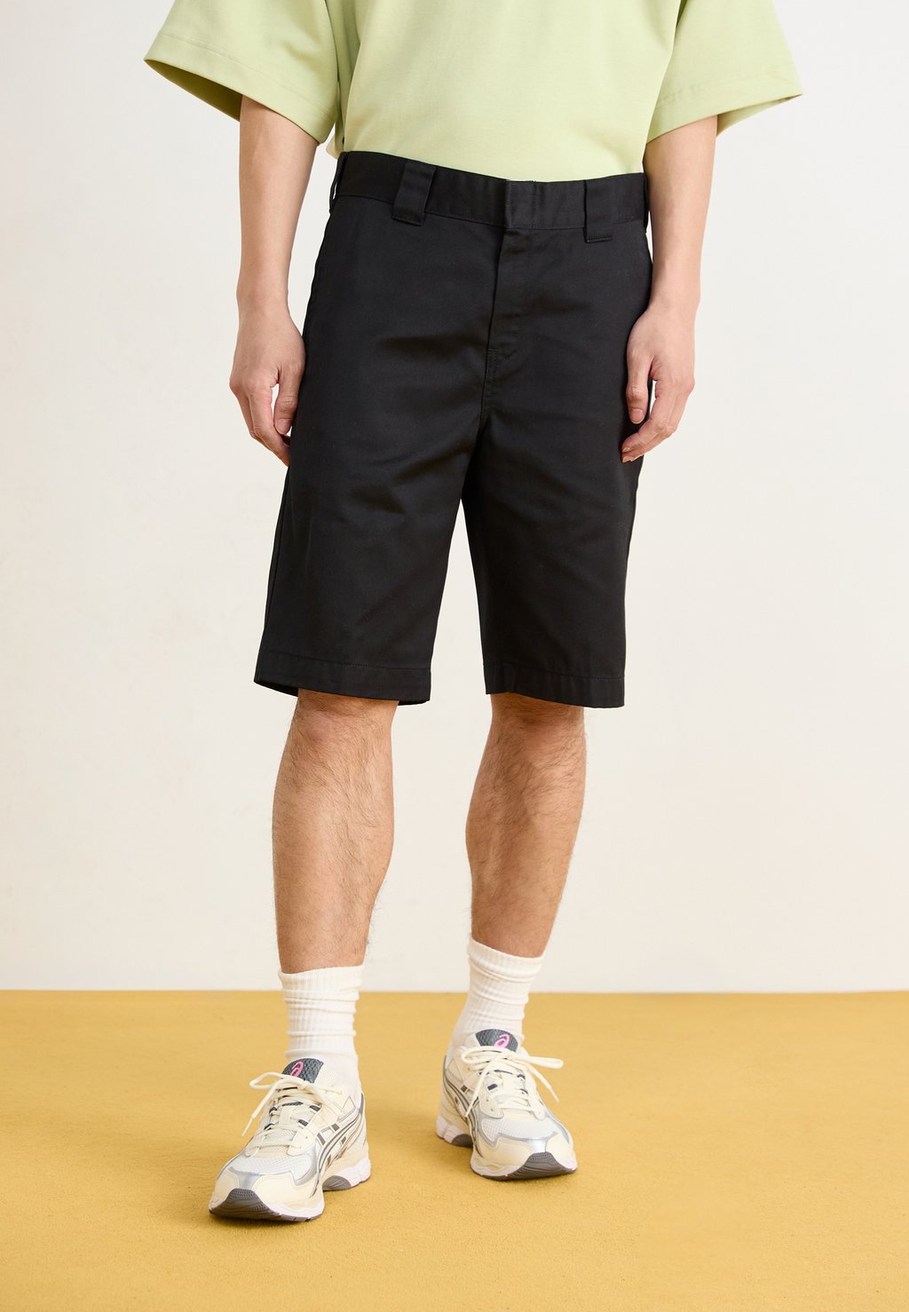 

Шорты MASTER Carhartt WIP, черный