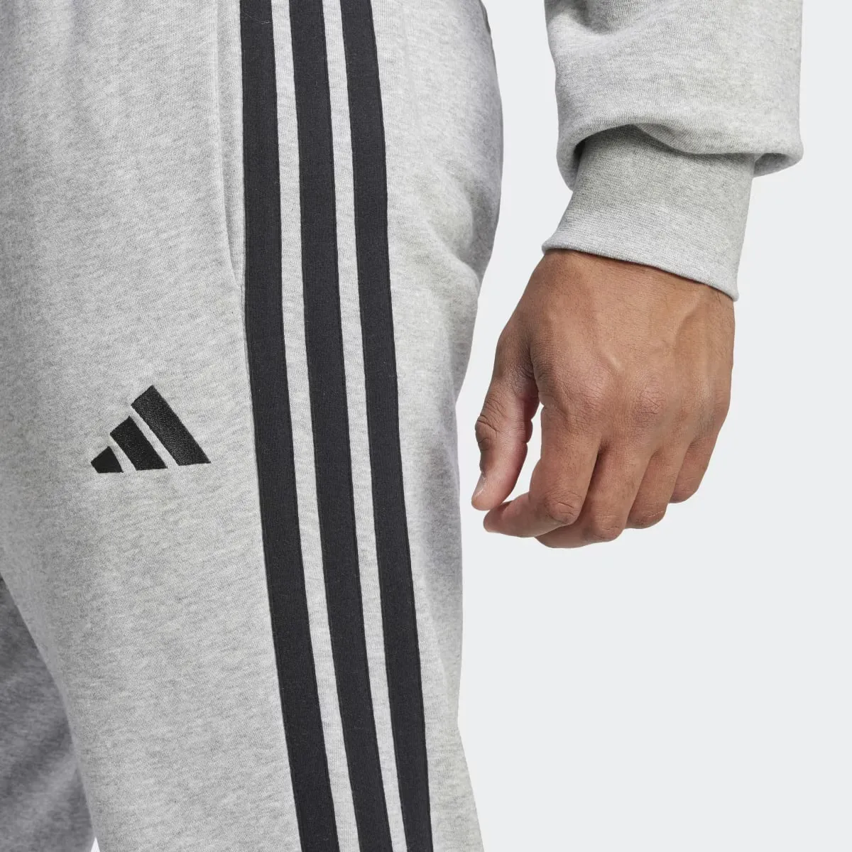 Мужские брюки Adidas Essentials French Terry с тремя полосками, серый — фото 3