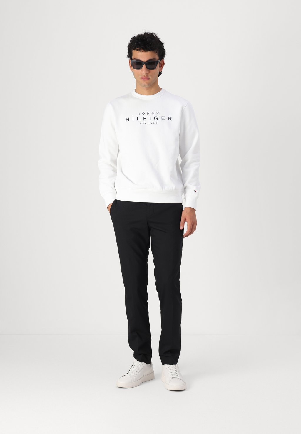 

Толстовка Tommy Hilfiger, белый