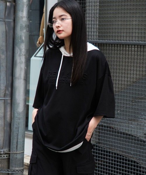 

Футболка, крой оверсайз, бренд WEGO, цвет черный