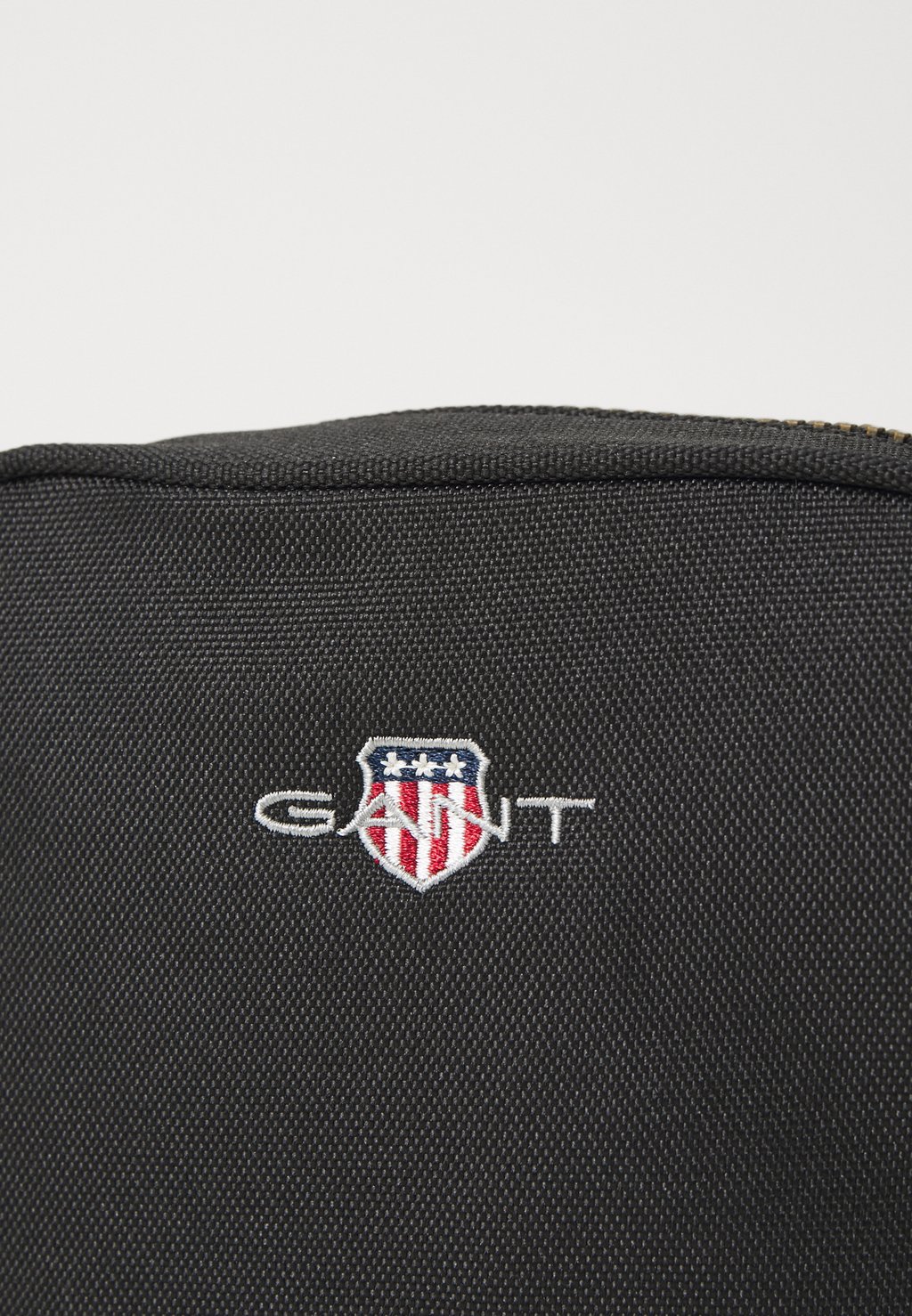 

Сумка через плечо ARCHIVE SHIELD SHOULDER BAG UNISEX GANT, черный