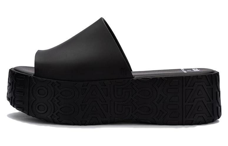 

Шлепанцы женские Melissa