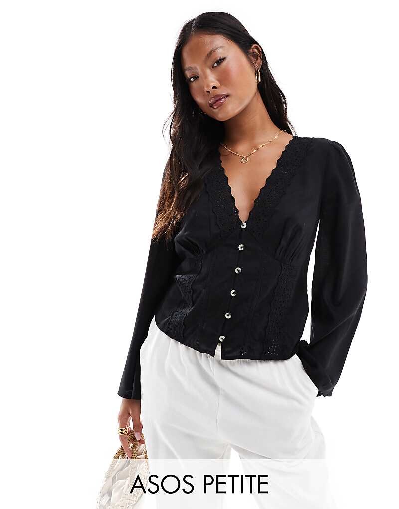 

Черный топ на пуговицах с кружевной вставкой ASOS DESIGN Petite