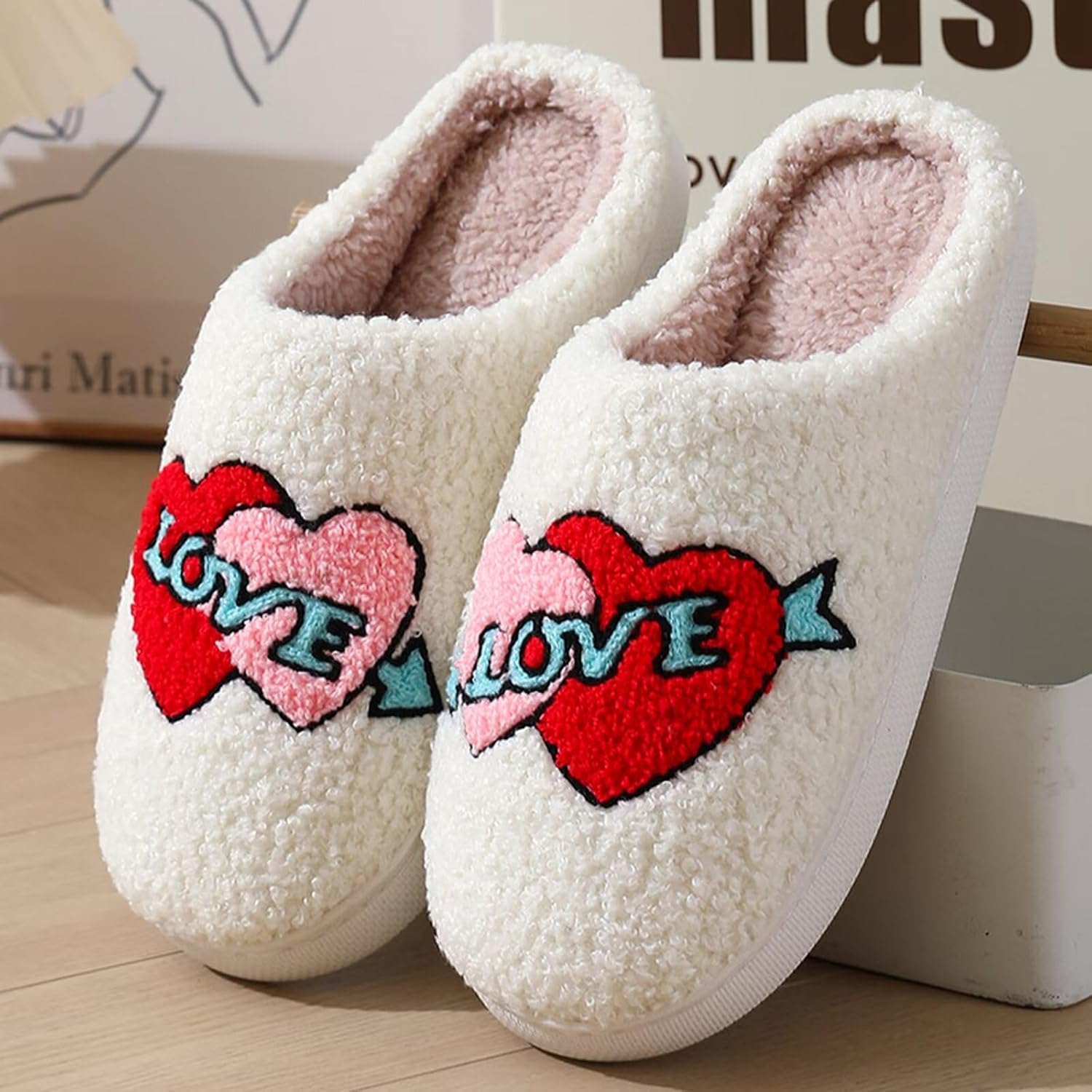 KEYUSHOP Любимые тапочки для женщин и мужчин, пушистые тапочки с сердечком, зимние тапочки для пар, удобные тапочки на слипоне, B — фото 2