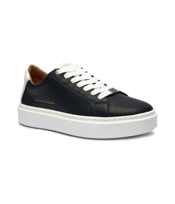 

Кроссовки кожаные Alexander Smith London на белых шнурках, черный