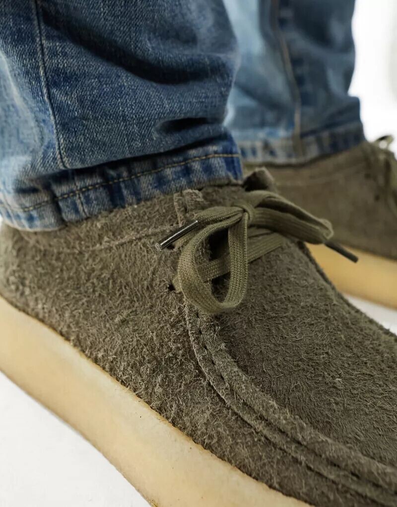 Серые замшевые туфли Clarks Originals Wallabee с чашкой — фото 2