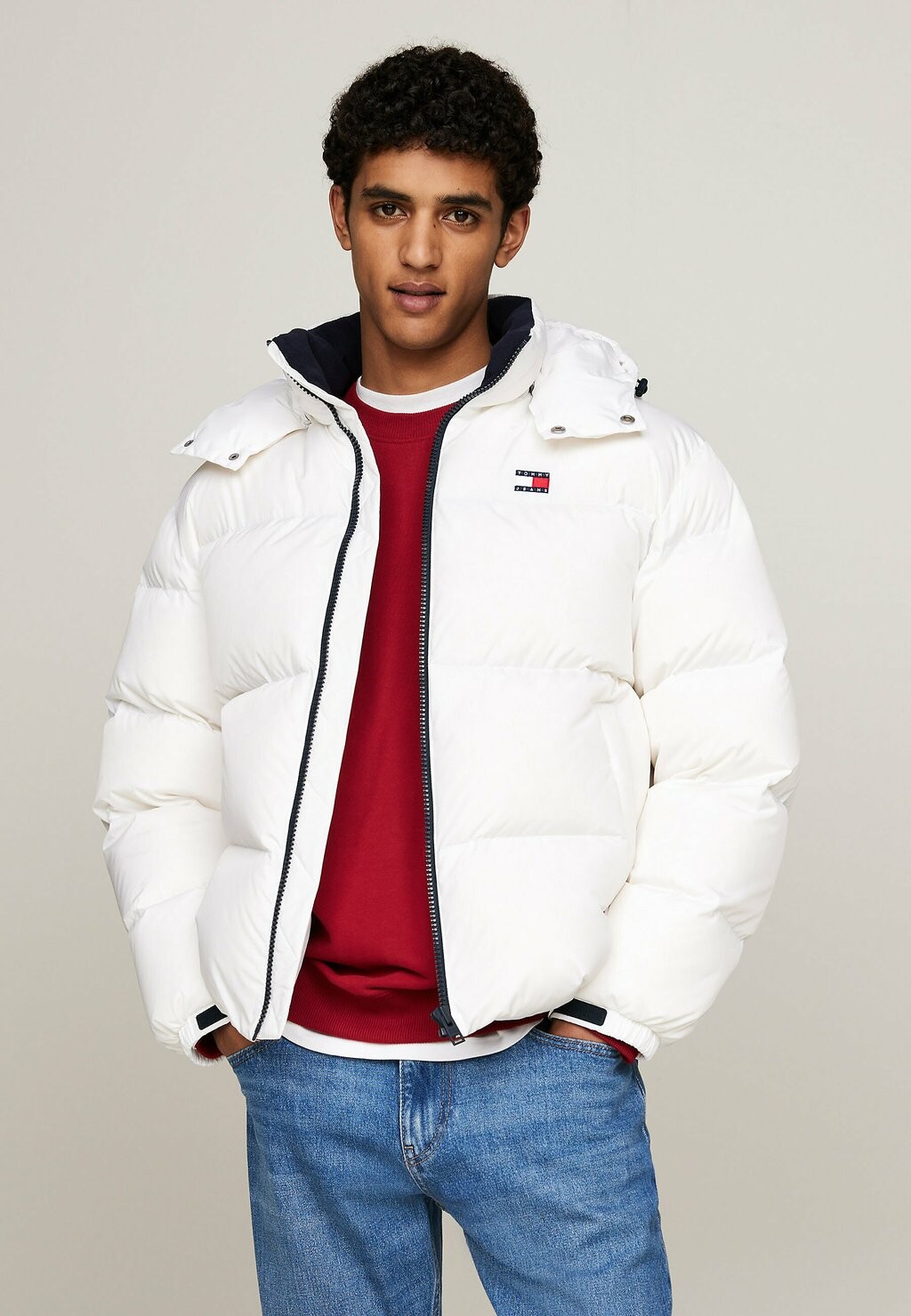 

Зимняя куртка TJM FLAG BACK ALASKA Tommy Jeans, белый