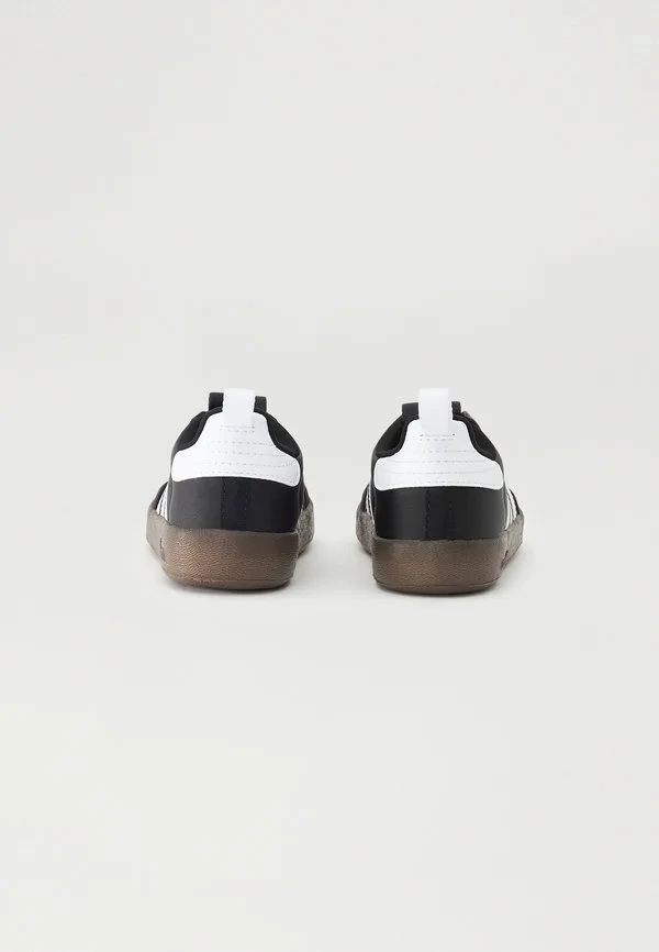 Унисекс кроссовки adifom samba 360 Adidas Originals, Core Black/White/Gum — фото 3