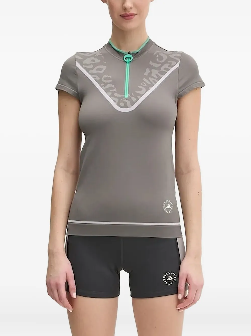 

Топ Truenature Golf с короткими рукавами и застежкой-молнией на воротнике adidas by Stella McCartney, серый