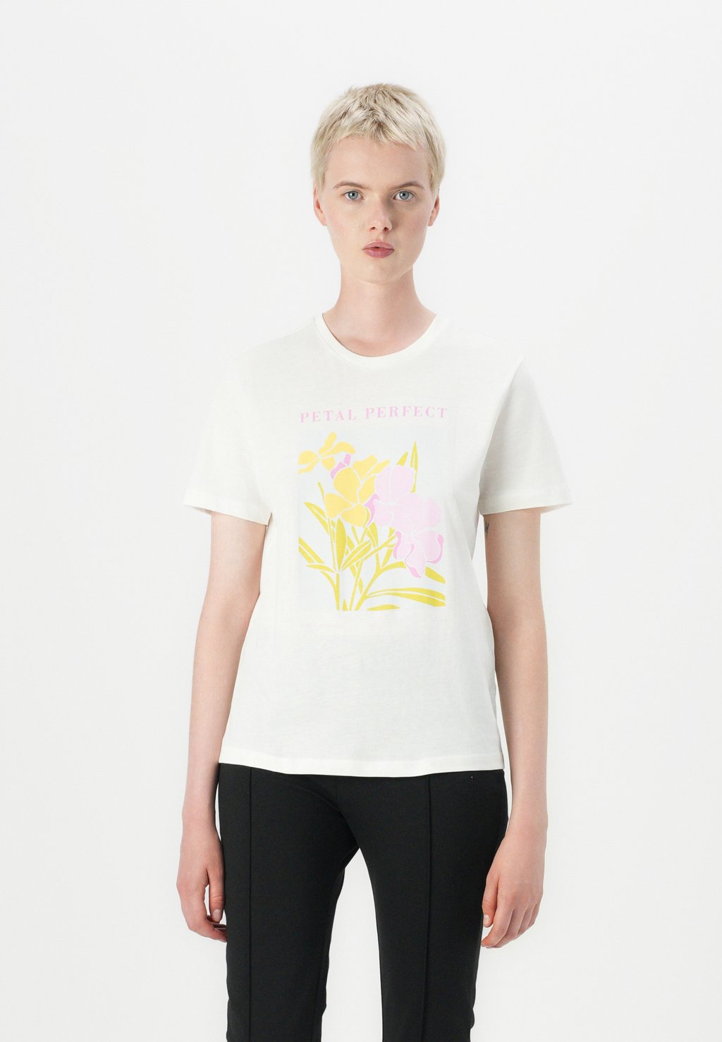 

Футболка с принтом ONLKATTY TEE ONLY, белый