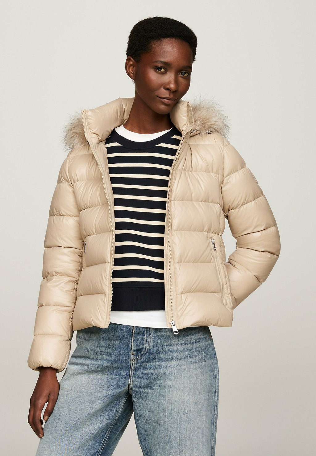 

Пуховик GLOSS TYRA Tommy Hilfiger, бежевый