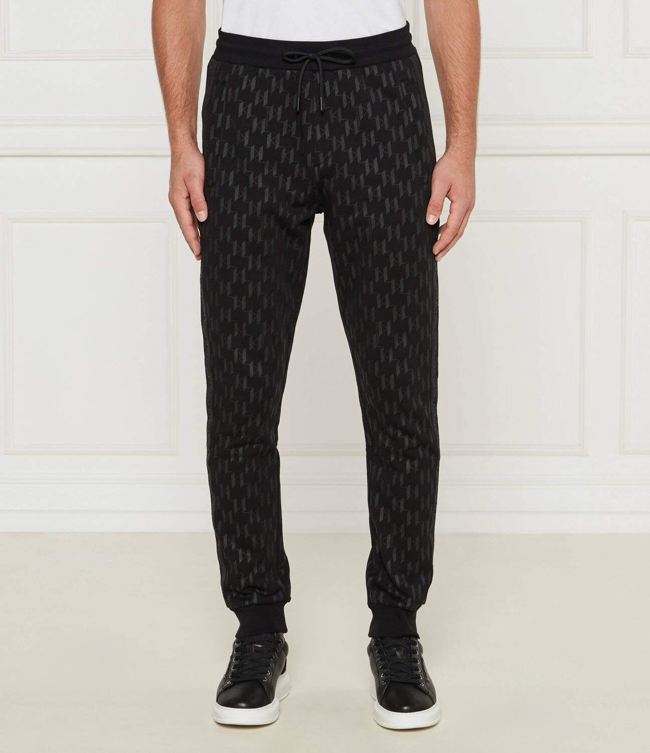 

Спортивные брюки Karl Lagerfeld Regular Fit, черный