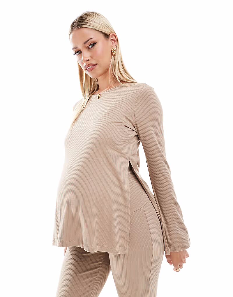 

Mamalicious Maternity топ с разрезом и швом бежевого цвета