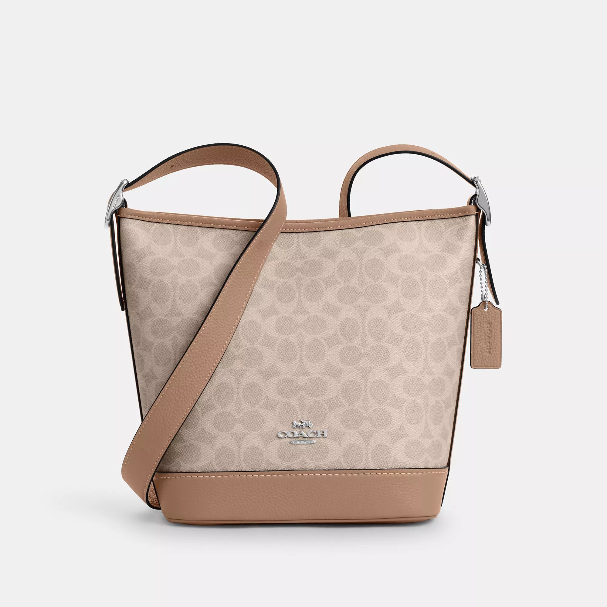 

Coach Outlet Jude Сумка из фирменного полотна, серебряный