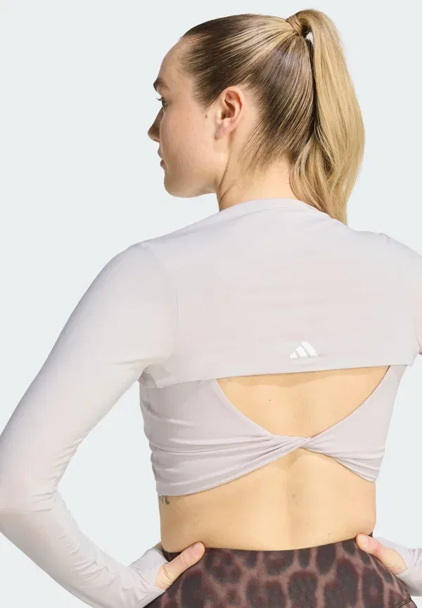 Топ Adidas Performance Power Essentials Workout Contour Shrug Long Sleeved, ледяной фиолетовый — фото 4