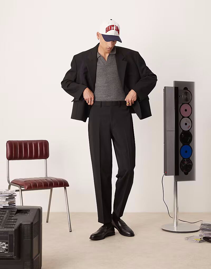 

Зауженные брюки свободного кроя черного цвета Asos Design