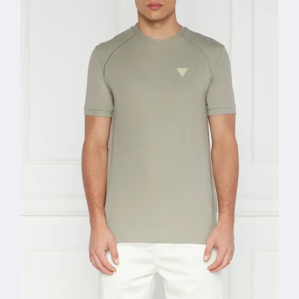 

Футболка стандартного кроя Guess, зеленый