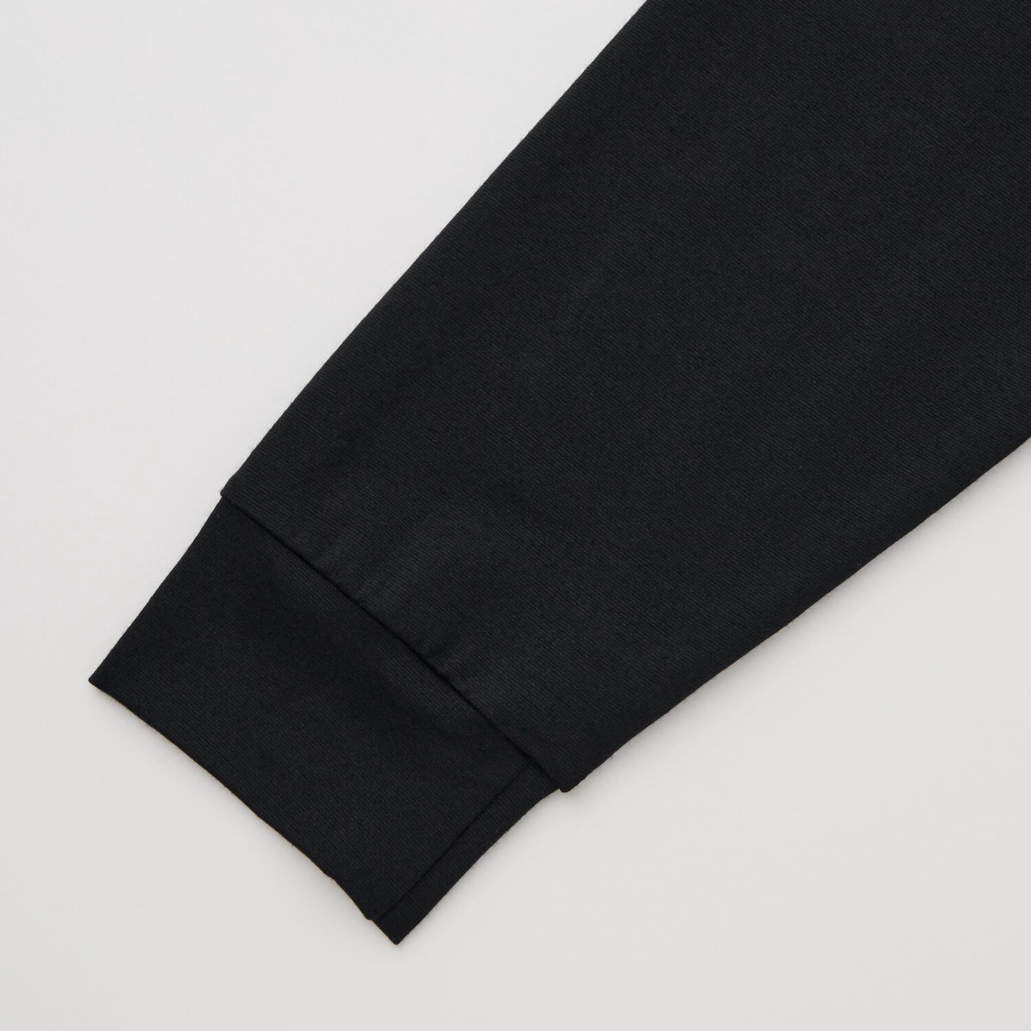 Футболка Uniqlo Heattech с V-образным вырезом — фото 4