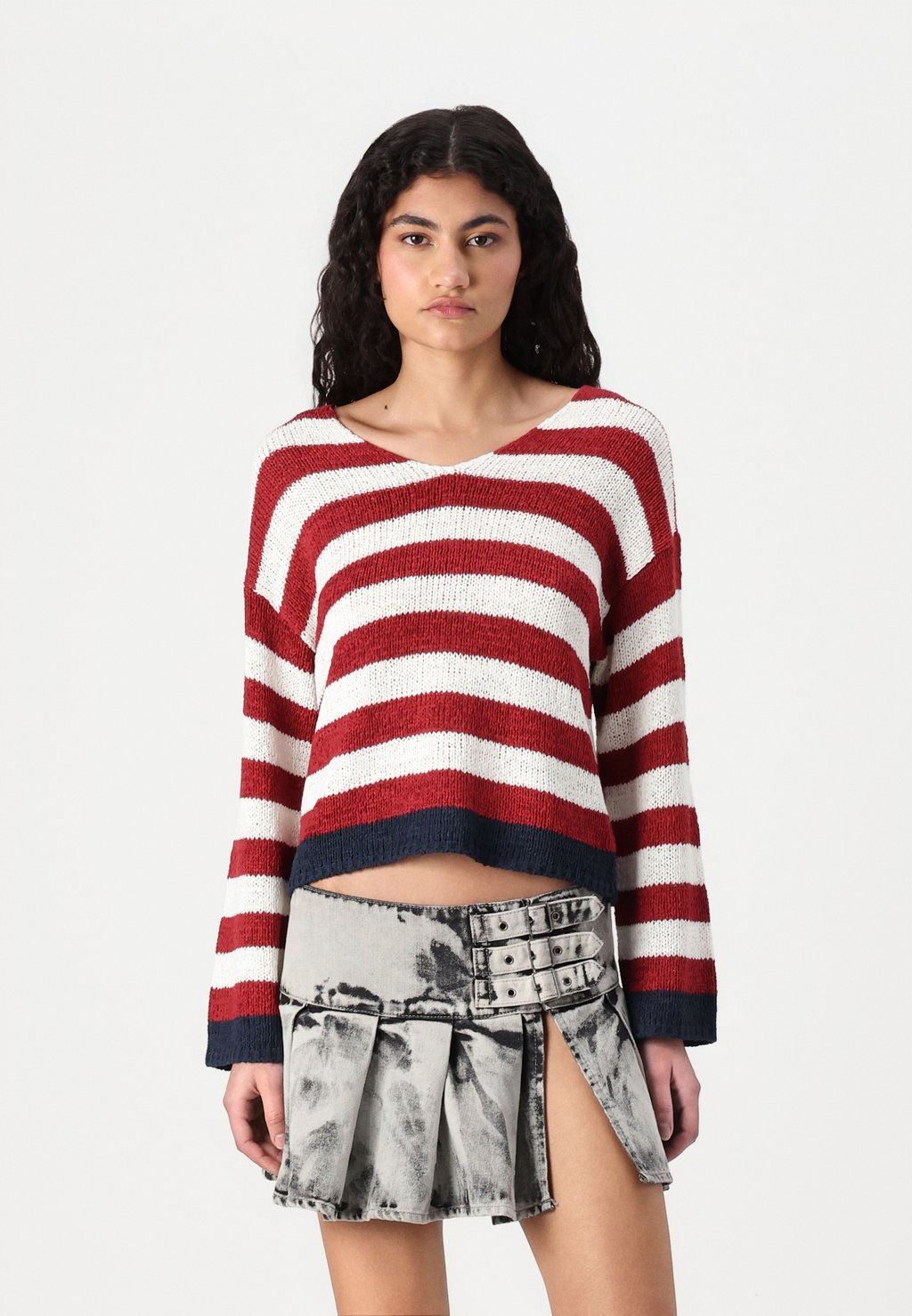 

Свитер ONLGEENA REVERSE V NECK ONLY, темно-красный