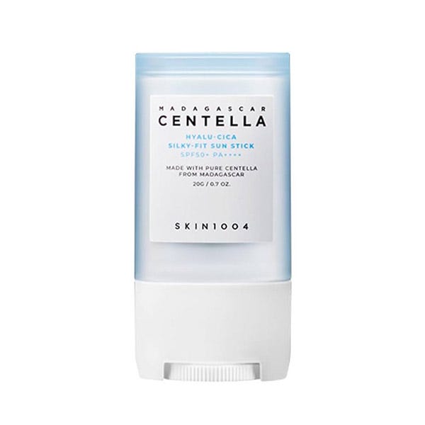 

Солнцезащитный стик spf 50+ SKIN 1004 Hyalu-Cica Silky-Fit Sun Stick