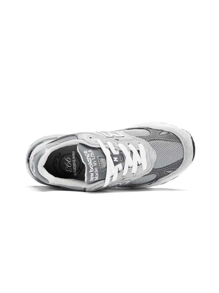 

Кроссовки New Balance, серый