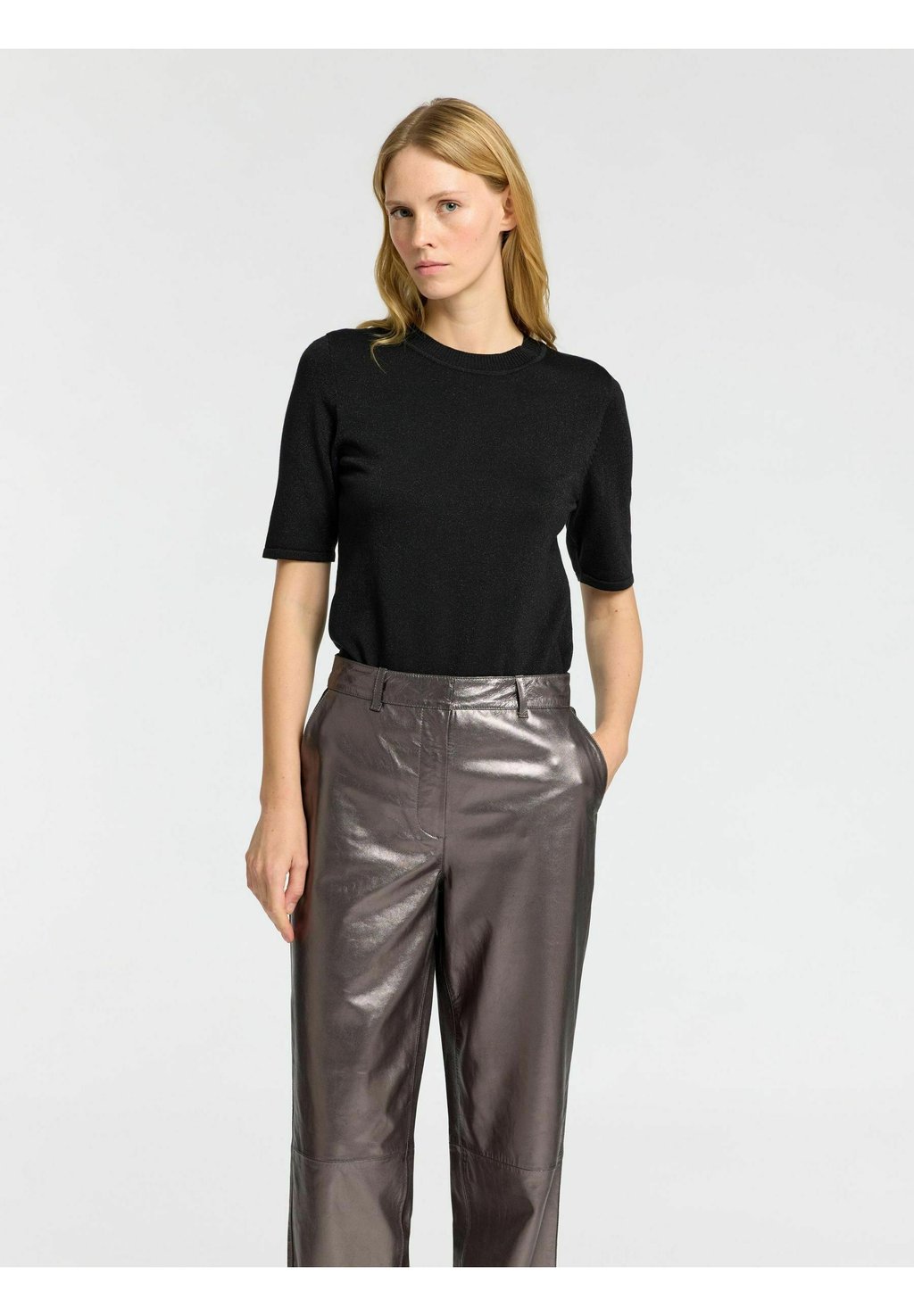 

Базовая футболка GLITZER Selected Femme, черный