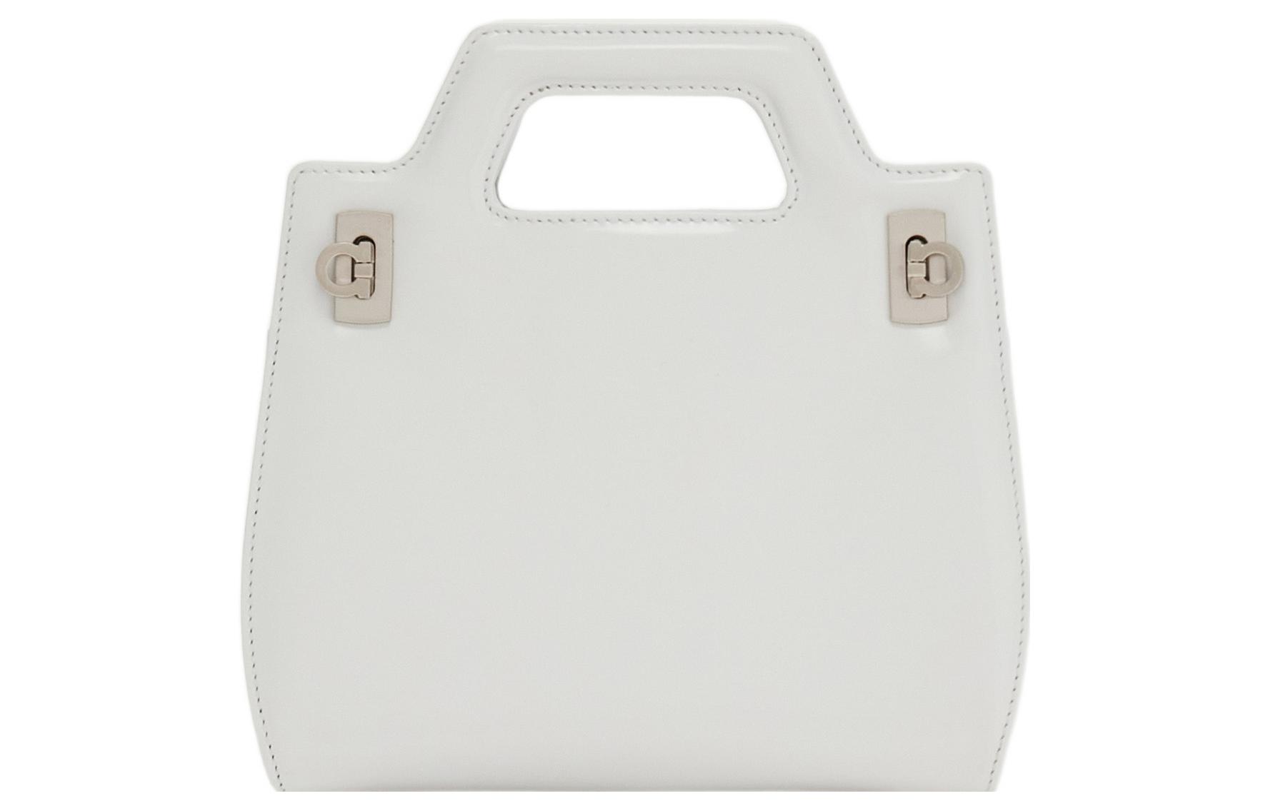 

Ferragamo Кожаная сумка через плечо, кроссбоди, мини-сумка женская белая